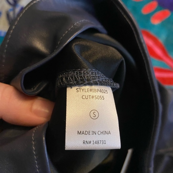 Blue Blush Black Skorts Satin Elegance - Picture 5 of 6